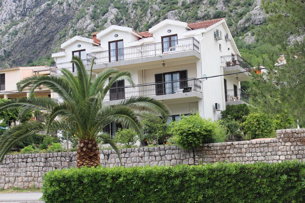Apartments Miramar Kotor Rum bild